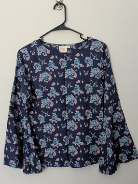 PURE Floral Bell Sleeve Blouse